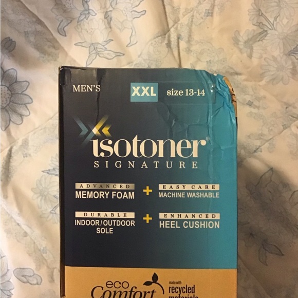 Isotoner Men's Black Slip-On Loafers - Picture 6 of 6